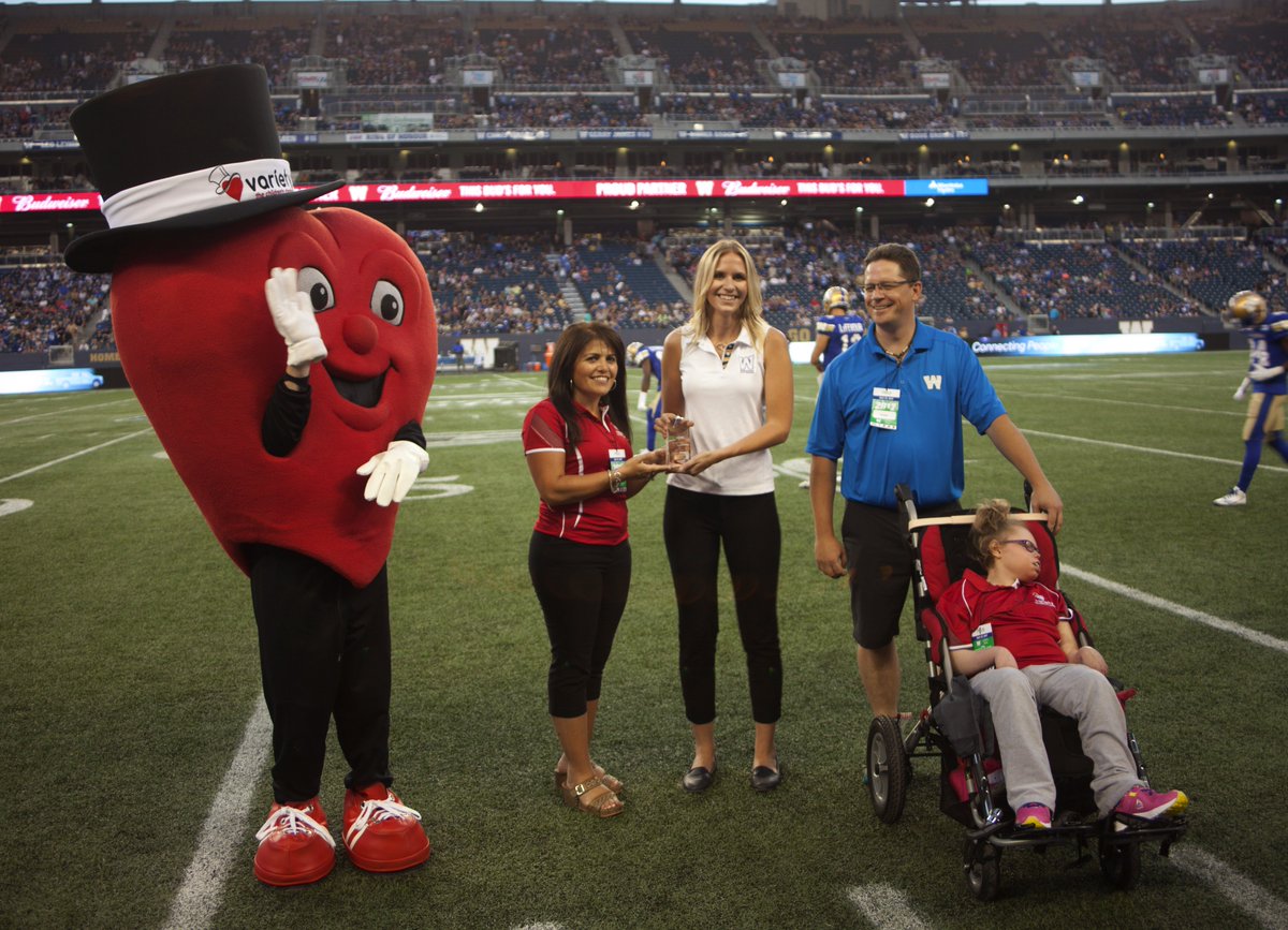 Varietymanitoba's tweet photo. What a great night last night! Congrats to the @Wpg_BlueBombers on their big win and their 2017 @VarietyIntl Corporate Recognition Award! https://t.co/SPBxuOYMrw