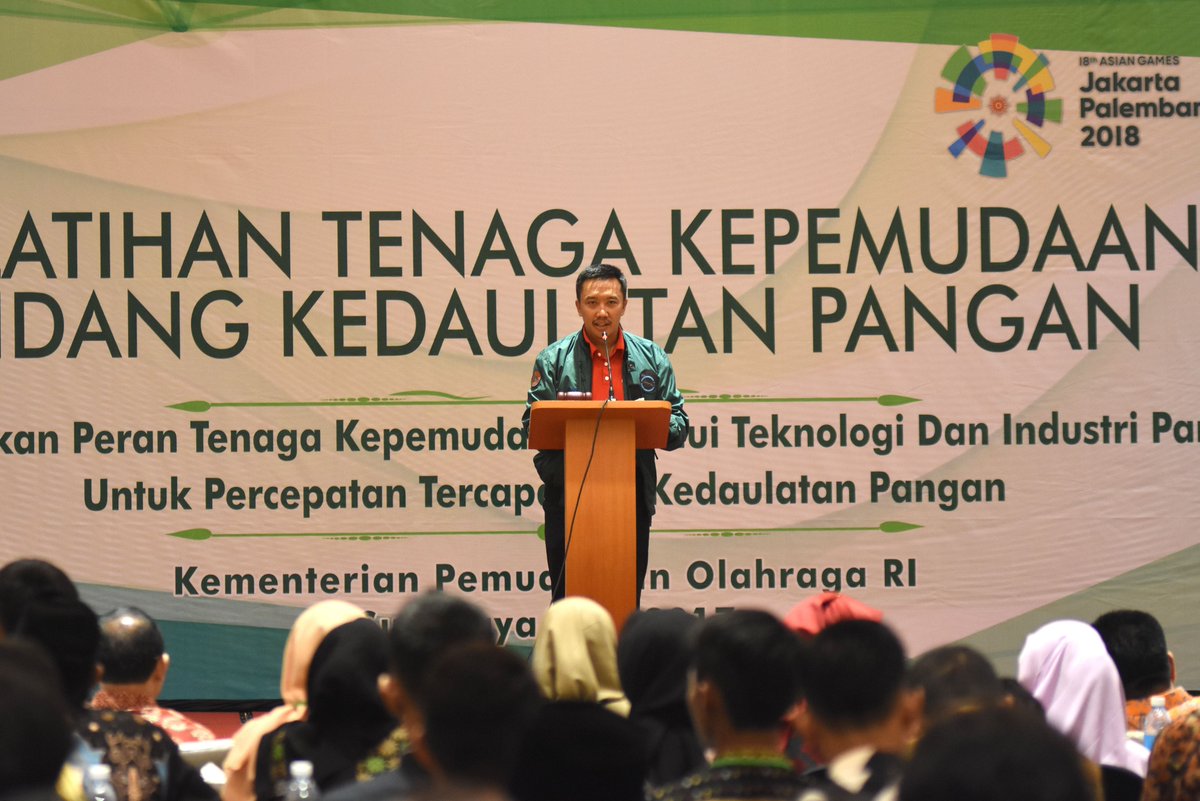 rappleridntimes's tweet photo. Menpora @imam_nahrawi akan mengumpulkan seluruh pimpinan supporter klub sepak bola di Indonesia: https://t.co/v2piQVvkUX https://t.co/PLVQJ9gxPQ