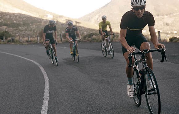 PinheadLock's tweet photo. Are You Committing These 11 Cycling Faux Pas? https://t.co/8RLQ9vJw1i via @active #cycling #pinheadlocks #cyclelife https://t.co/WhE3zUYvof
