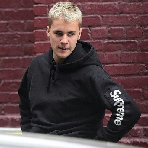 Durugunes_'s tweet photo. #MTVHottest Justin Bieber https://t.co/pgiTZOT4OT