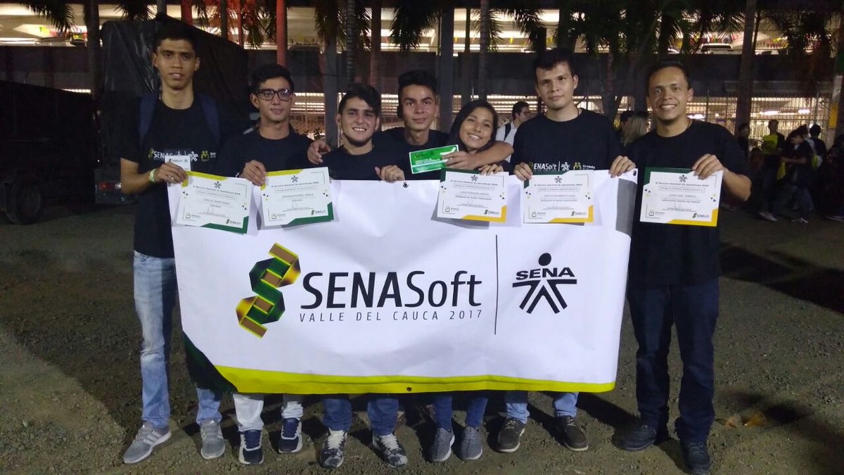davidsuarezg's tweet photo. En tercer lugar #SENASOFT2017, José Gamboa en Aplicaciones Móviles #SENA San Gil ¡Felicidades! ----- > https://t.co/EtsI39nqK8