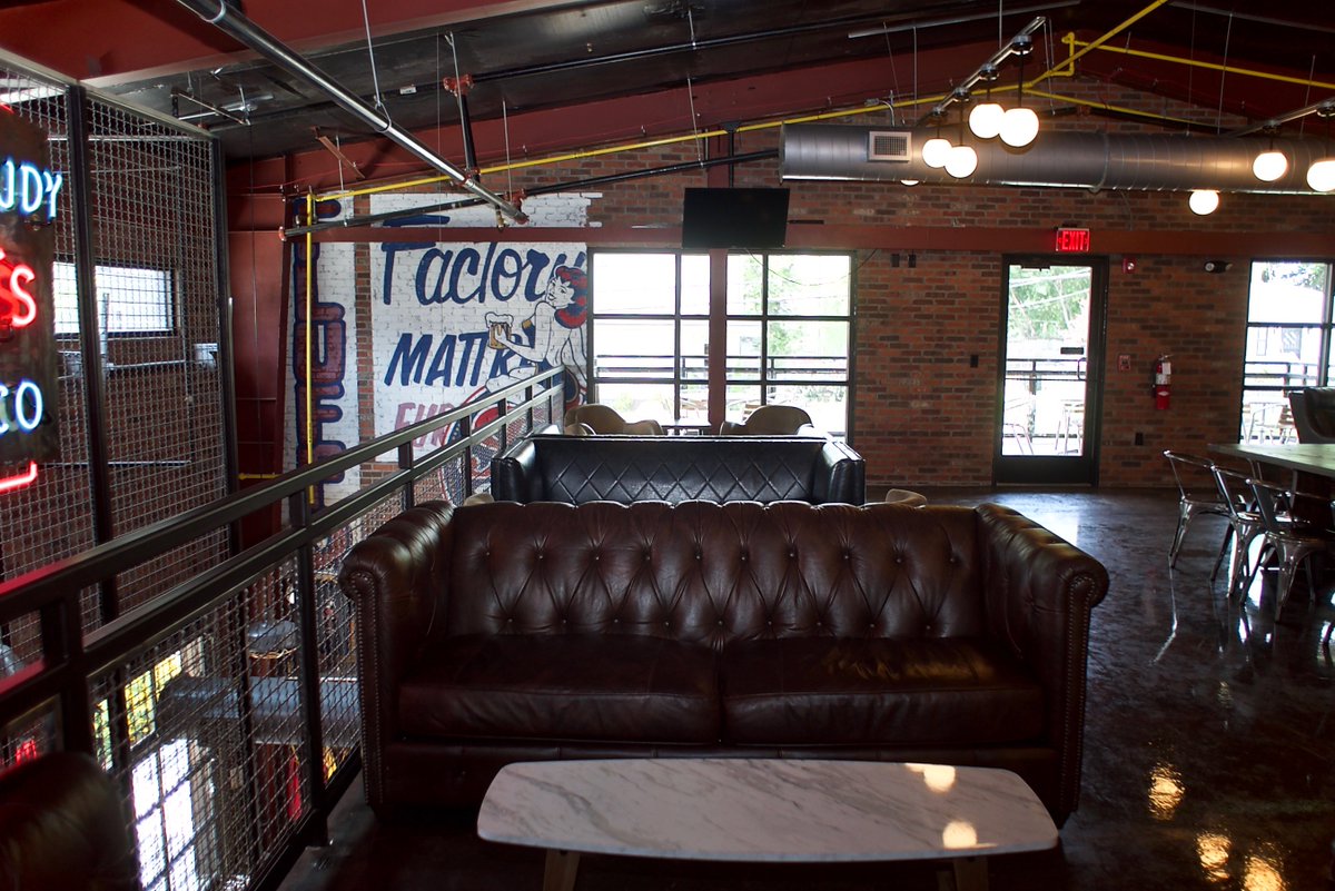 Just wanted to let you guys know that this is a comfortable place to enjoy a beer...