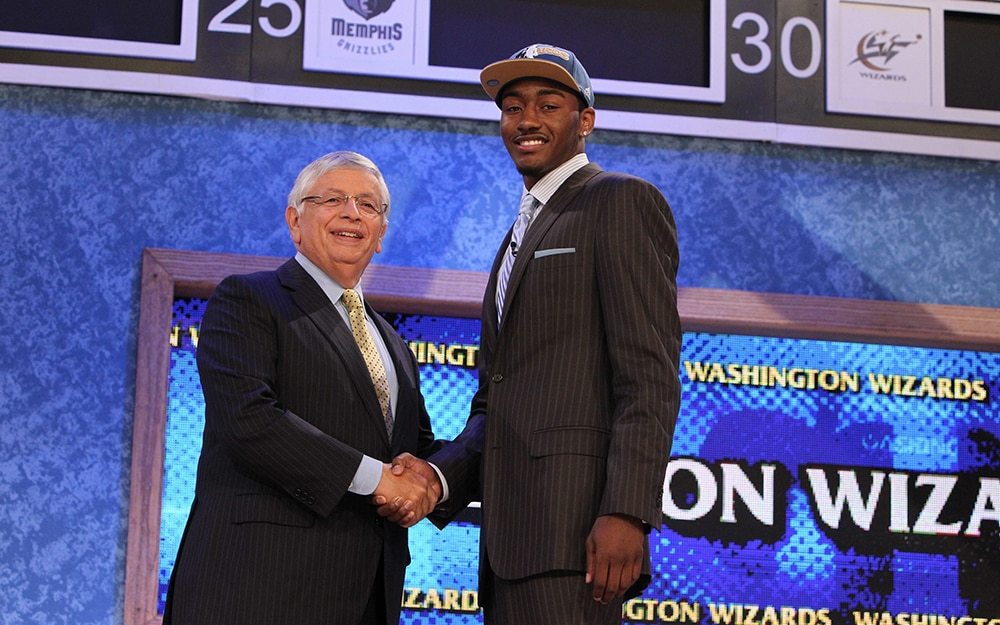WashWizards's tweet photo. Follow @JohnWall's career through photos 👀
📸 GALLERY | https://t.co/Ts0Fe2EvwW
#WallWeek #DCFamily https://t.co/QfO9rby8Ua