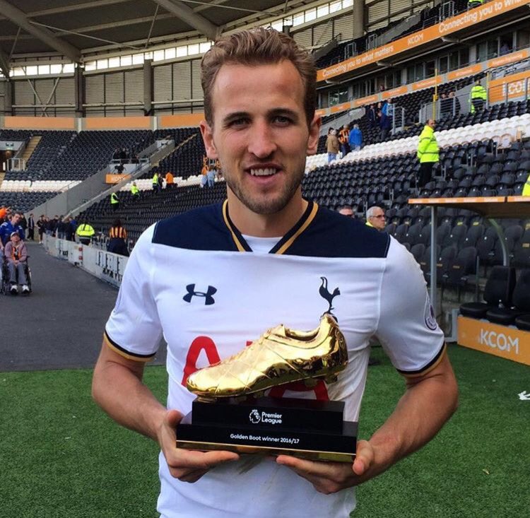 HARRY KANE
HARRY KANE
He\s ONE OF OUR OWN   Happy Birthday Golden Boy 