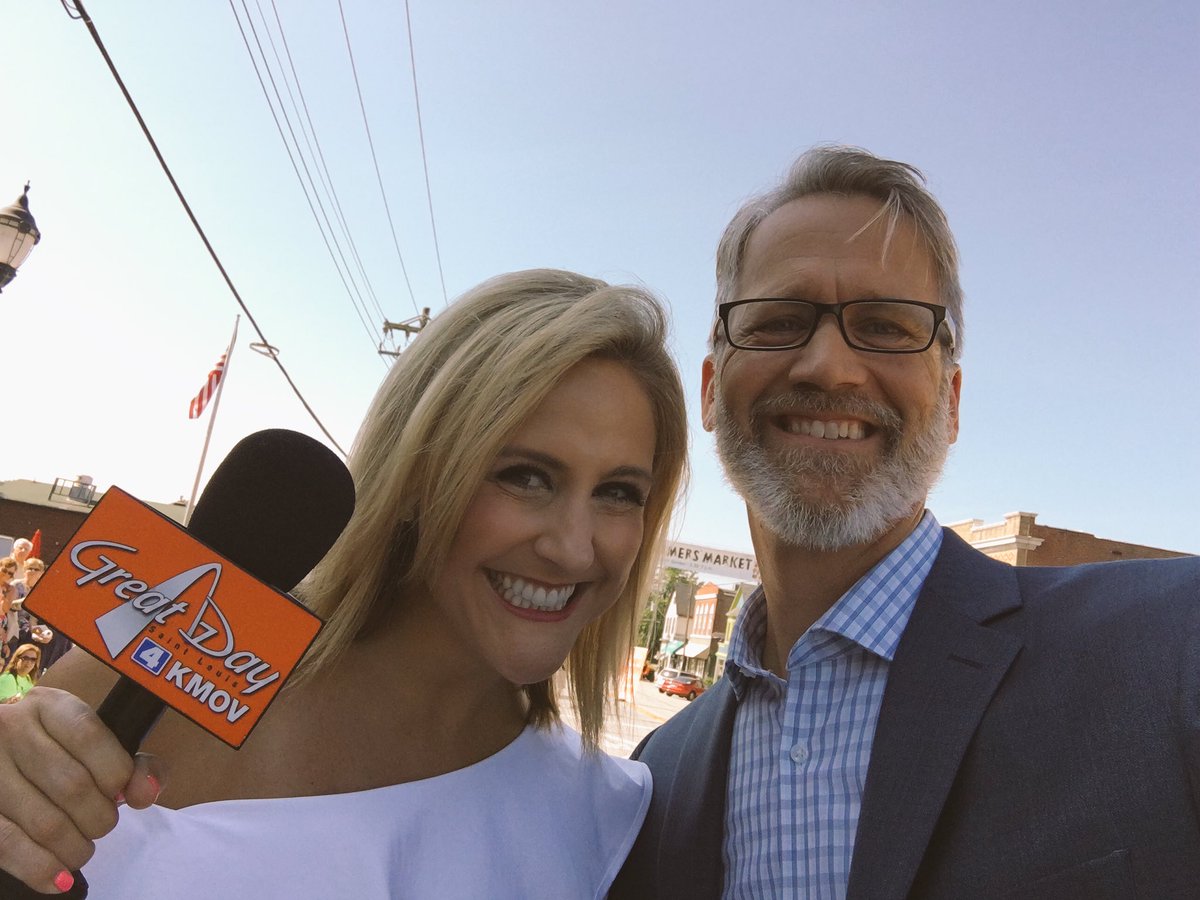 RetiredSupt_DK's tweet photo. Hanging out with @greatdaystlouis, @LauraKHettiger and the @eurekabands! Perfect way to wrap up the week! @rockwoodschools @EHS_hub https://t.co/Hr1PQApgWa