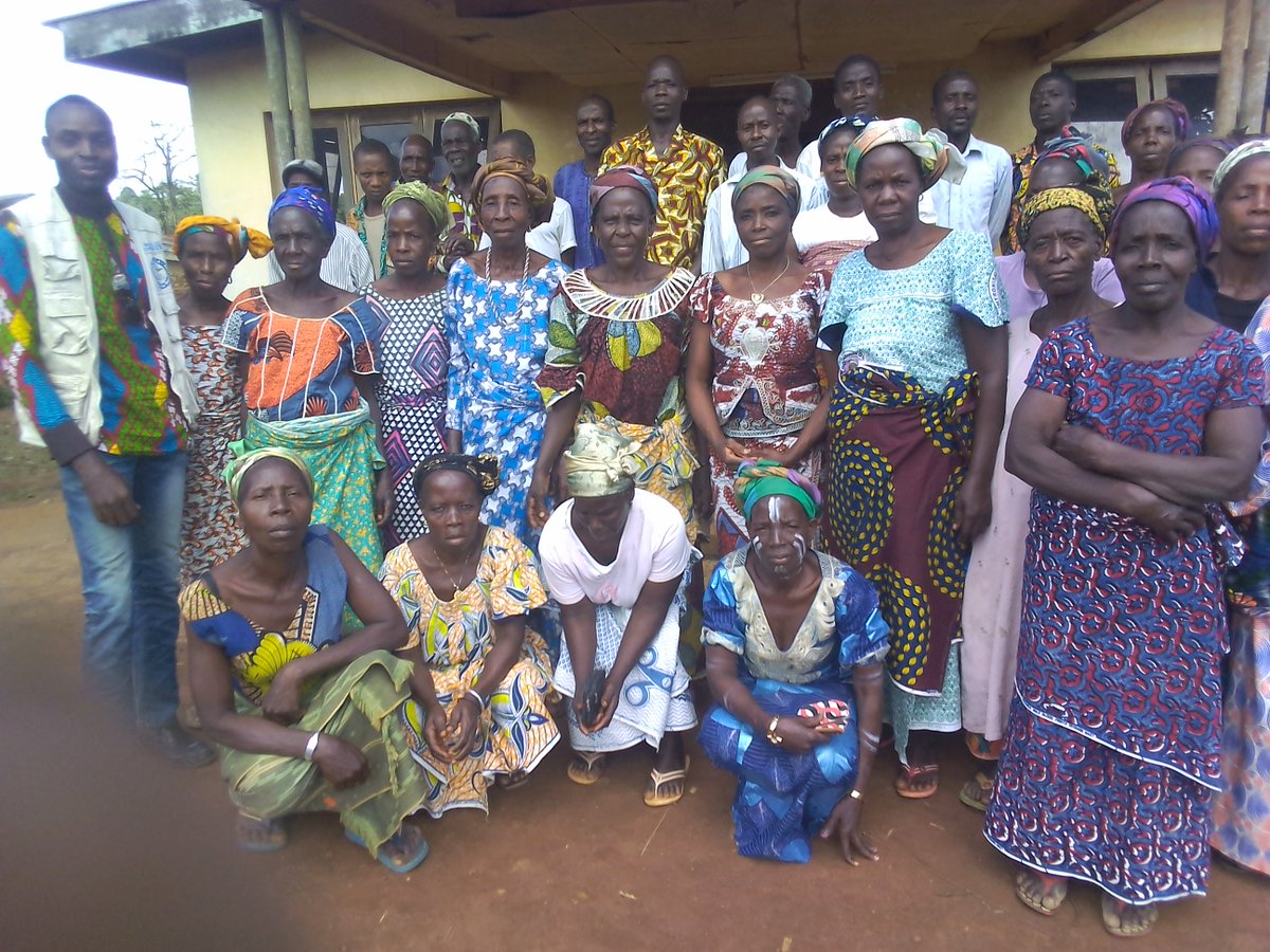 CLIRACHILDREN's tweet photo. Mettre en place des fonds d’accès aux femmes rurale aux prêts bancaires pour les rendre autonome#internews#VoiceUp#Onufemmes# https://t.co/OZQmCH6IT8