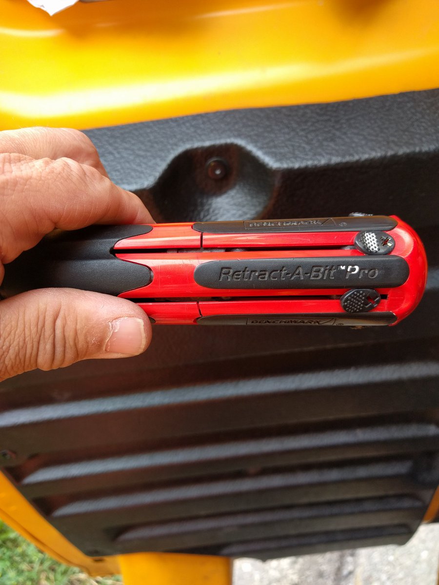 JohnnyT353's tweet image. @home_hardware what is the warranty of your #Benchmarktools