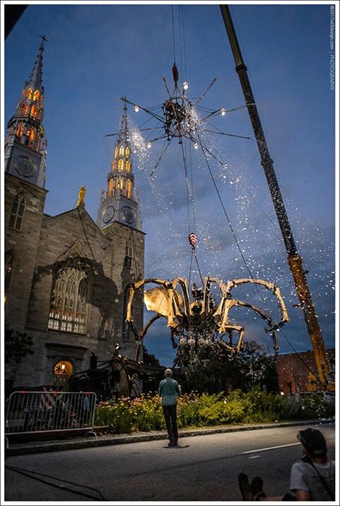 sd3design's tweet photo. #Kumo descends @lamachinefr incredible theatrical performance @2017ottawa @ottawacity @canada150th #sd3design #photograghy https://t.co/jK59eIwt7U