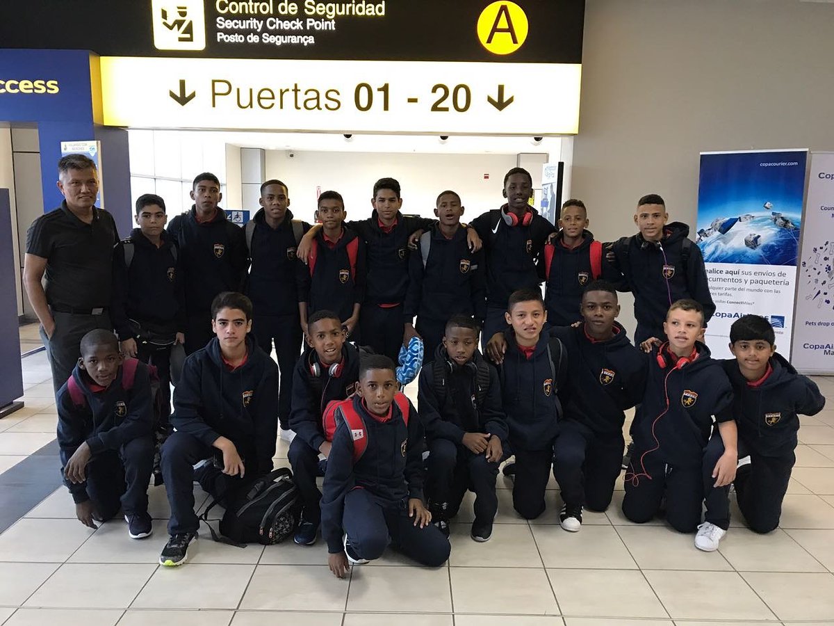 cdplazaamador's tweet photo. La Sub-13 de #Plaza partió hoy rumbo a Toluca, México, para la #Scotiabank. Llegamos una semana antes para realizar amistosos. #ArribaPlaza https://t.co/3XPOGS2VEV
