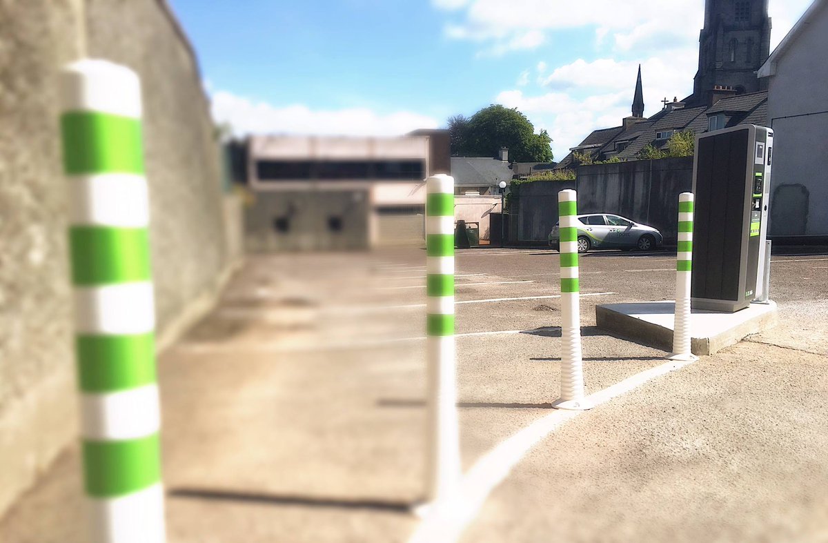 IPaircIreland's tweet photo. Happy Friday 😀 Some images from our newest car park, Apple Market car park in #Waterford #IParic #Parking #WaterfordCity #FridayFeeling https://t.co/1eSwBmYznr