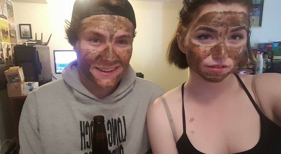 Face masks with my girl 💛