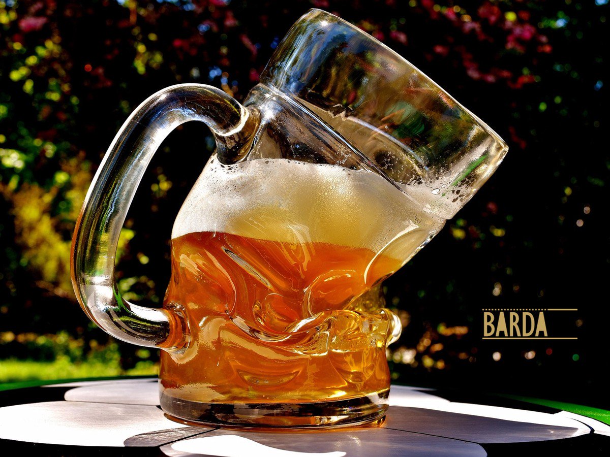 Tas brīdis, pēc pirmā malka no alus kausa, kad esi kārtīgi izslāpis 😌🍺
Piektdiena ir klāt!
#slāpes #bardaalus