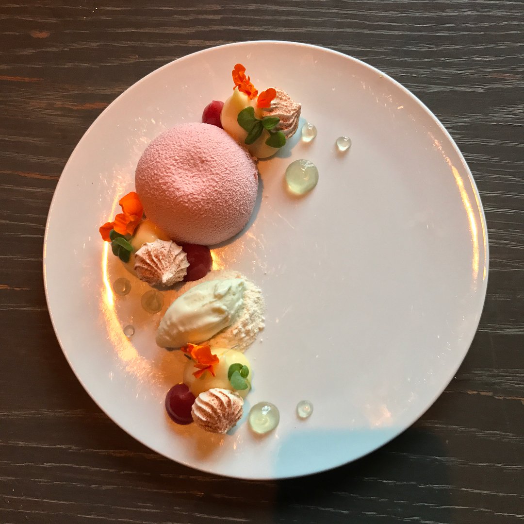 Beat the heat with this ice cream dessert at <a href="/KnifeDallas/">Knife Dallas</a>. 🍦🍦🍦 #HighlandDallas 📷: @cgreenmedia