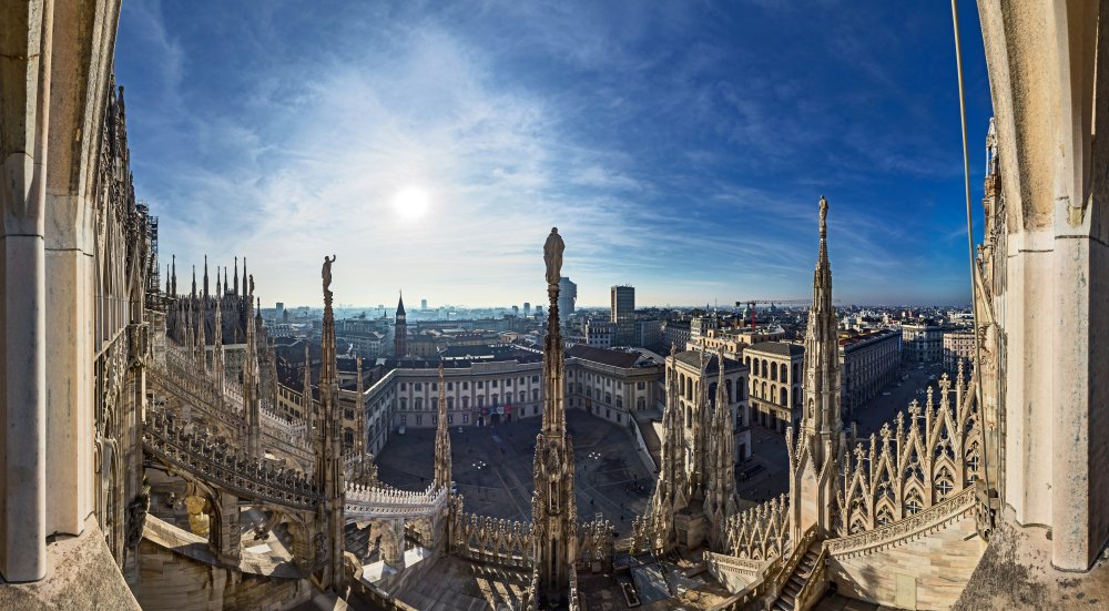 turismomilano's tweet photo. #WEEKENDMILANO
Bell towers, skyscrapers, brick roofs, attics constructed of glass and steel...
#Milan from above > https://t.co/5E7p2xgjUO https://t.co/5fZiwJtTO8