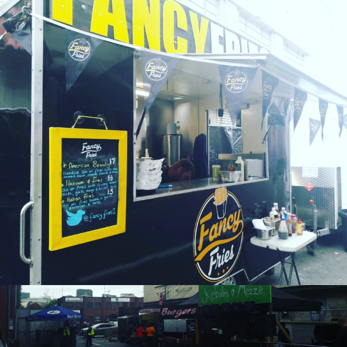 fancyfries1's tweet photo. Epic street food tonight with @DigbethDiner @mamarouxsbham #streetfood #Digbeth #fancyfries #frieday https://t.co/yPDvtygTup