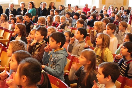 element_a_ggmbh's tweet photo. TOP Programm #3: MINI-BLAULI - ein Musikförderprogramm für Kindergartenkinder und Ihre PädagogInnen. #empowerment #fairechancen https://t.co/Tp9TCk6nLM