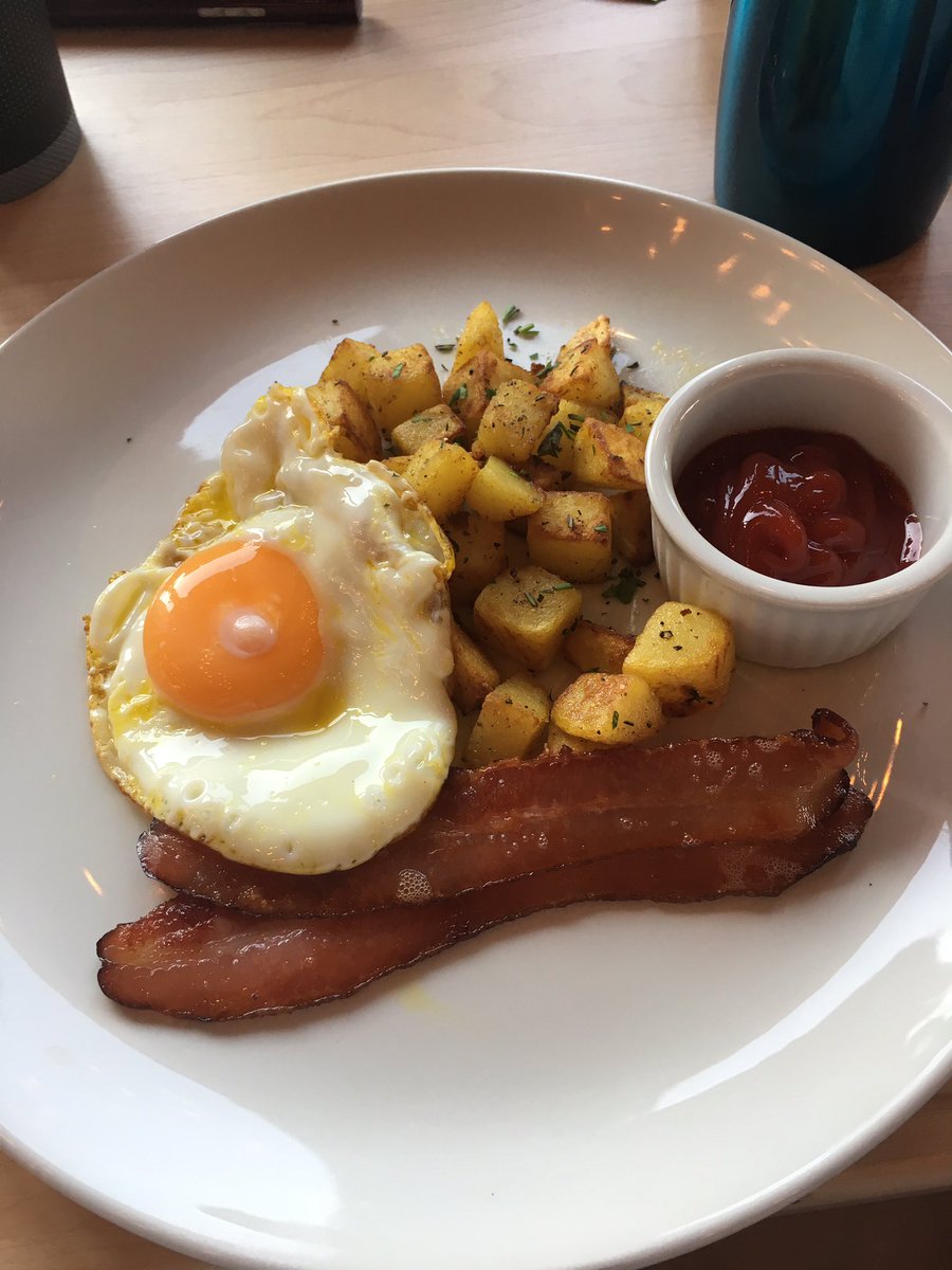 MadisonBuilt's tweet photo. When u can't eat the brkfst at #smbyyc bc of the gluten @1918tapandtable surprises you with this goodness! dietary probs aren't a prob here https://t.co/vehdxUcXaa