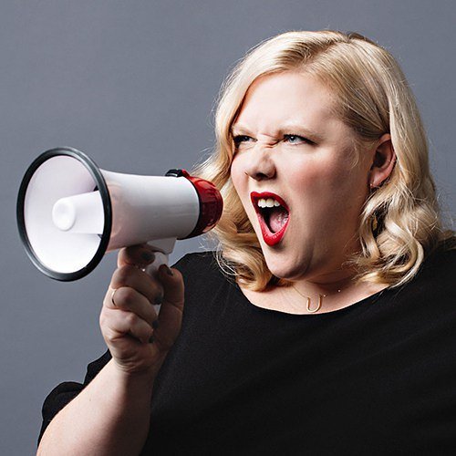 indieplusdesign's tweet photo. We review SHRILL by @lindywest. #feminist #fativism #psbloggers #pluasize https://t.co/bKotdIQYS5 https://t.co/y7qAda8Gnz