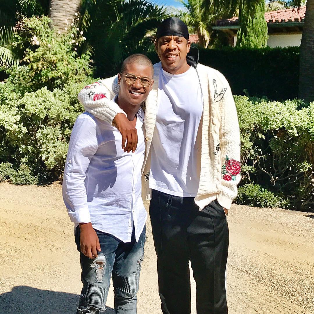 Extremo fumar junto a Twitter 上的JAY-Z Daily："Durag-Hov out in Malibu, CA. - 27/07  https://t.co/Jza7e6SGKN" / Twitter