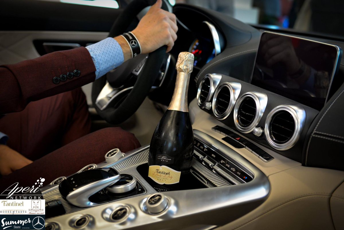 FantinelWinery's tweet photo. #Mercedes #prestige meets #Fantinel #excellence.
#OneAndOnly #Prosecco #Aperinetwork #Luxembourg #MBLuxSummerStore #luxury #lifestyle #wine https://t.co/LXtPCMpv7a