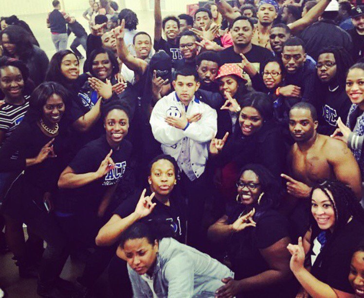 Pr3ciZion's tweet photo. Flashback Friday to the first #2LiveBlu
Salute to the youngins coming with the 4th #2LiveBlu4 #SHSU @ThetaRhoSigmas https://t.co/4SI4lUpjwm