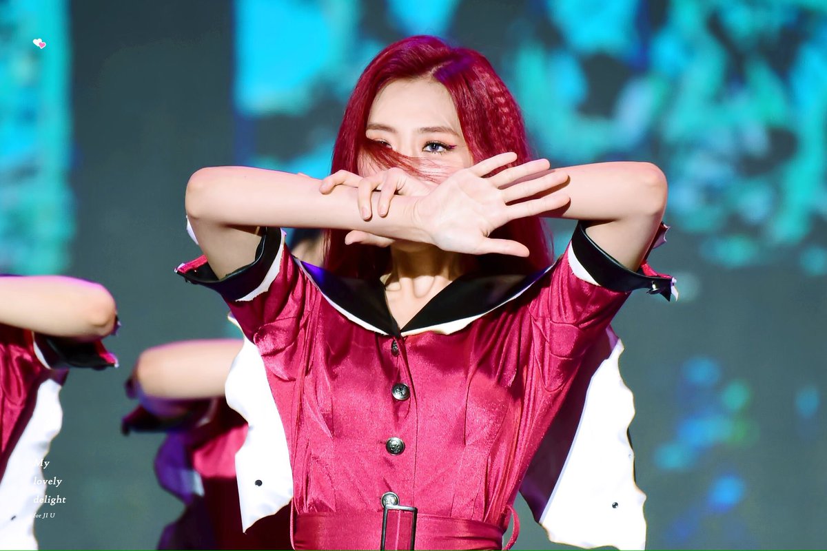 jiyoopics tweet picture