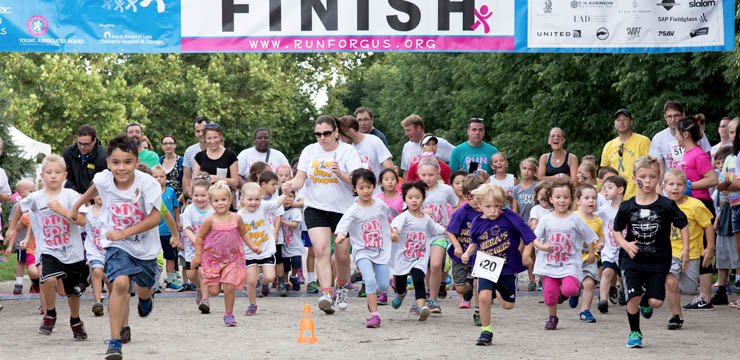 IgnatiusFB's tweet photo. Summer football finishes with #runforgus! Support pediatric brain tumor research @LurieChildrens. https://t.co/1c95b9vx9n