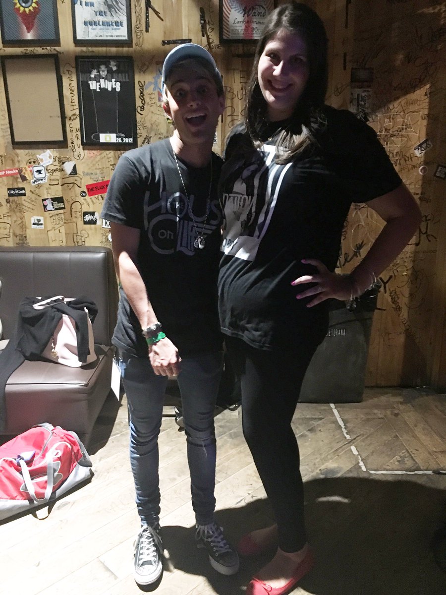 FlyAwayAlexa's tweet photo. Last night 😍 https://t.co/eLGOZZqq0N