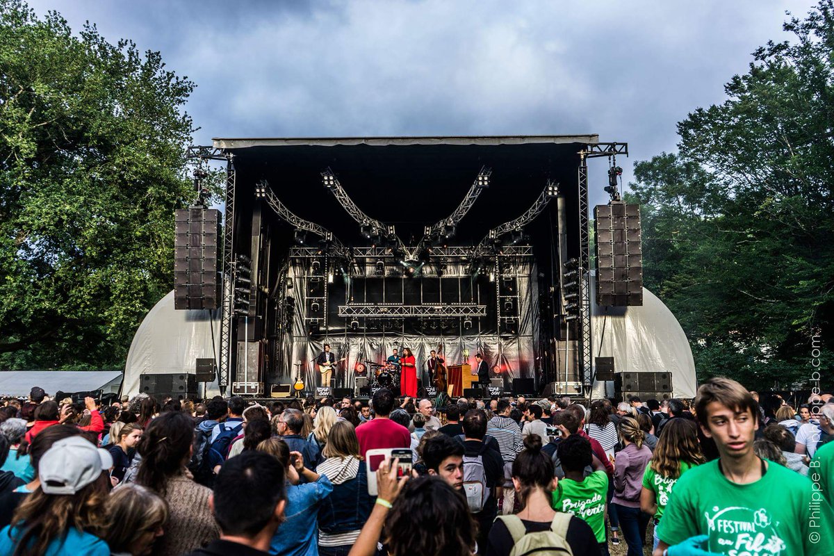 Officiel_Audrey's tweet photo. Merci au @FestivalAFDS, à toute l'équipe, aux bénévoles et évidemment au festivaliers !c'était énorme ! 
10 000pers rien que ça 🔥🔥🔥 https://t.co/PKC0krSrcA