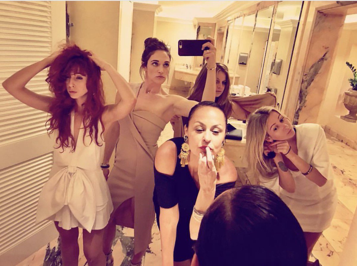 TheMadisonVine's tweet photo. A quick touch up before the #thinkLA Awards last month… #ladiesofMV #powerhouse https://t.co/1zkmBOwUmL