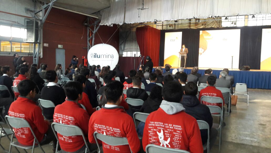 CGE_Clientes's tweet photo. #CGED en el lanzamiento de “Herramientas para tu futuro”, alianza con DUOC y que busca mejorar la calidad de los futuros técnicos eléctricos https://t.co/8fd0YMyL8B