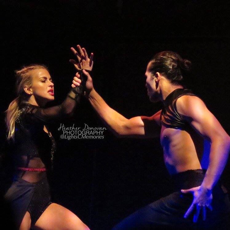 LightsCMemories's tweet photo. @juliannehough #movebeyond #movebeyondvip #movebeyondtour #juleshough #juliannehough https://t.co/9CBMoH6IL6