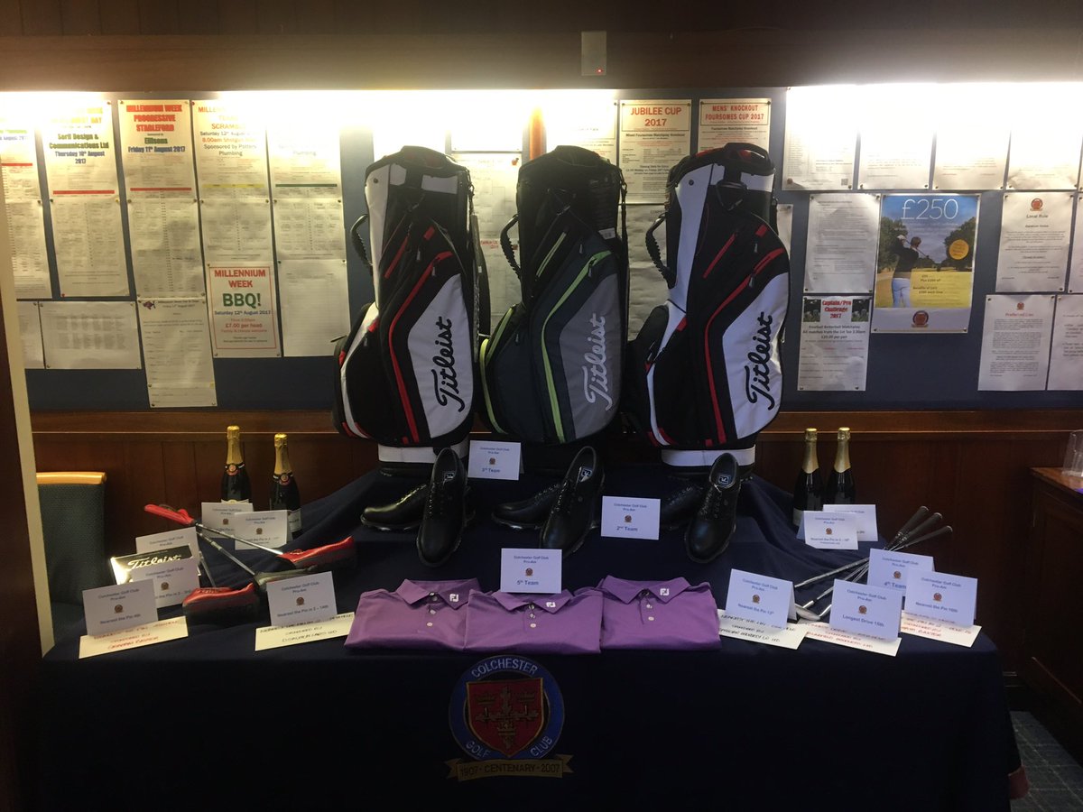 ColchesterGC's tweet photo. The prize tables are ready! #prizetable https://t.co/GyIVfgqcLK