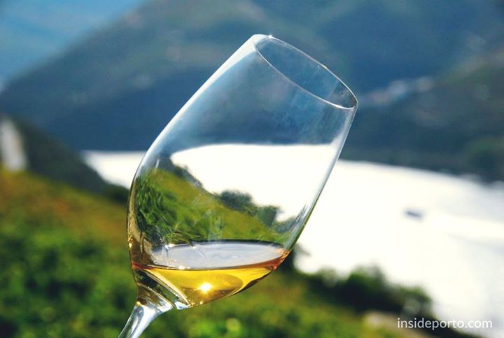 insideporto's tweet photo. Have a nice weekend, everyone! 🍷

#insideporto #douro #europeanbestdestination #portugal #douro #douroriver #dourovalley #port #wine https://t.co/AqG8M2mDxl