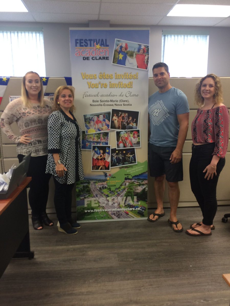 D'la belle visite au bureau du Festival acadien de Clare avec l'Honorable, <a href="/LenaDiabNS/">Philips Lam</a> ! #Affaires #Acadienne #Immigration #NS #Francophonie
