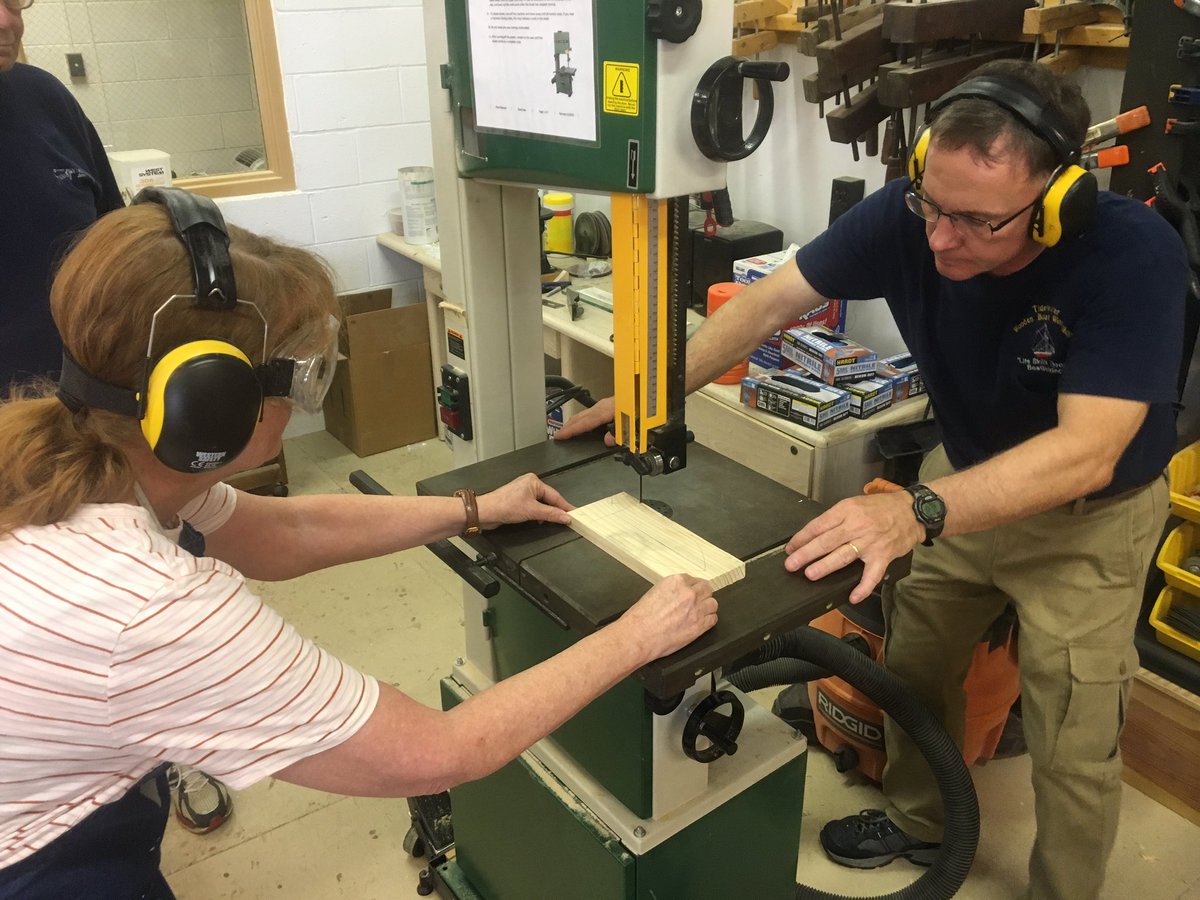 vafozzils's tweet photo. Step 1 to building a boat:  Build a little toy boat at the Tidewater Wooden Boat Workshop #LetsBuildaBoat https://t.co/2ttfyqWLo2