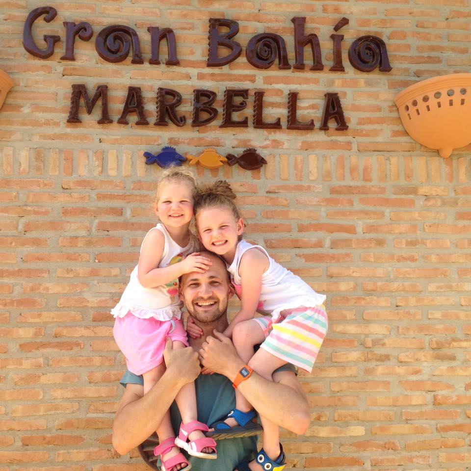 Please give what you can to <a href="/MytonHospices/">The Myton Hospices</a> thesun.co.uk/tvandshowbiz/4…