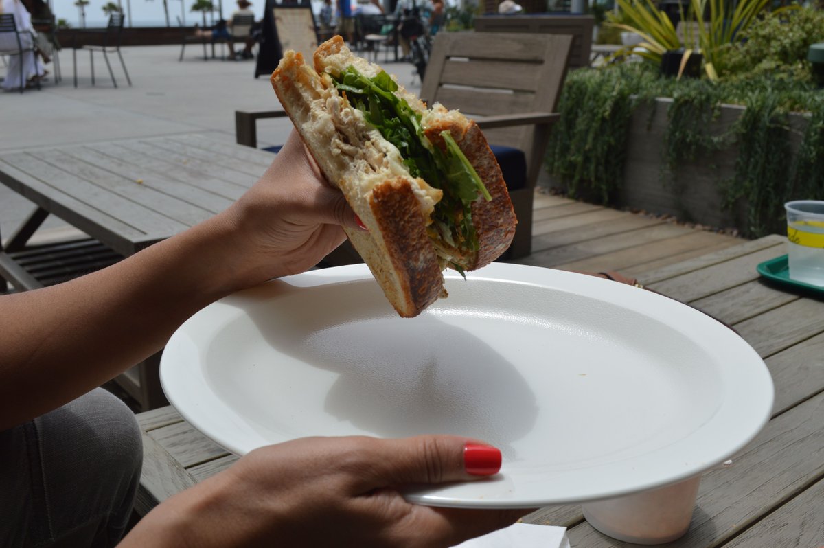 LGMDesignGroup's tweet photo. Elevate Your Brand with Cambro Reusable Dishware https://t.co/uexkrL9vuQ https://t.co/tlCdHcADsc