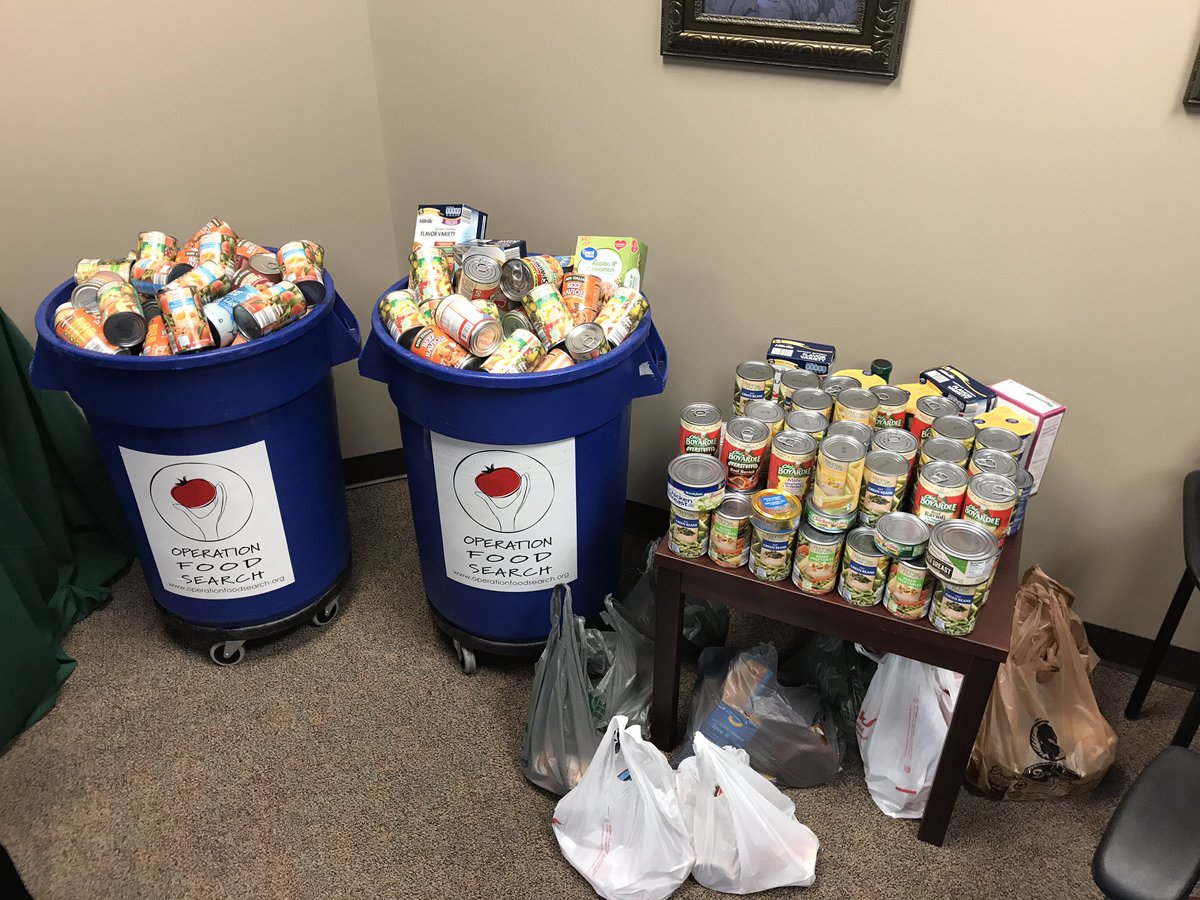 Thanks for all the donations this morning!  I'm headed to country financial in kirkwood next.  Bring food donations and come meet me! 11:45