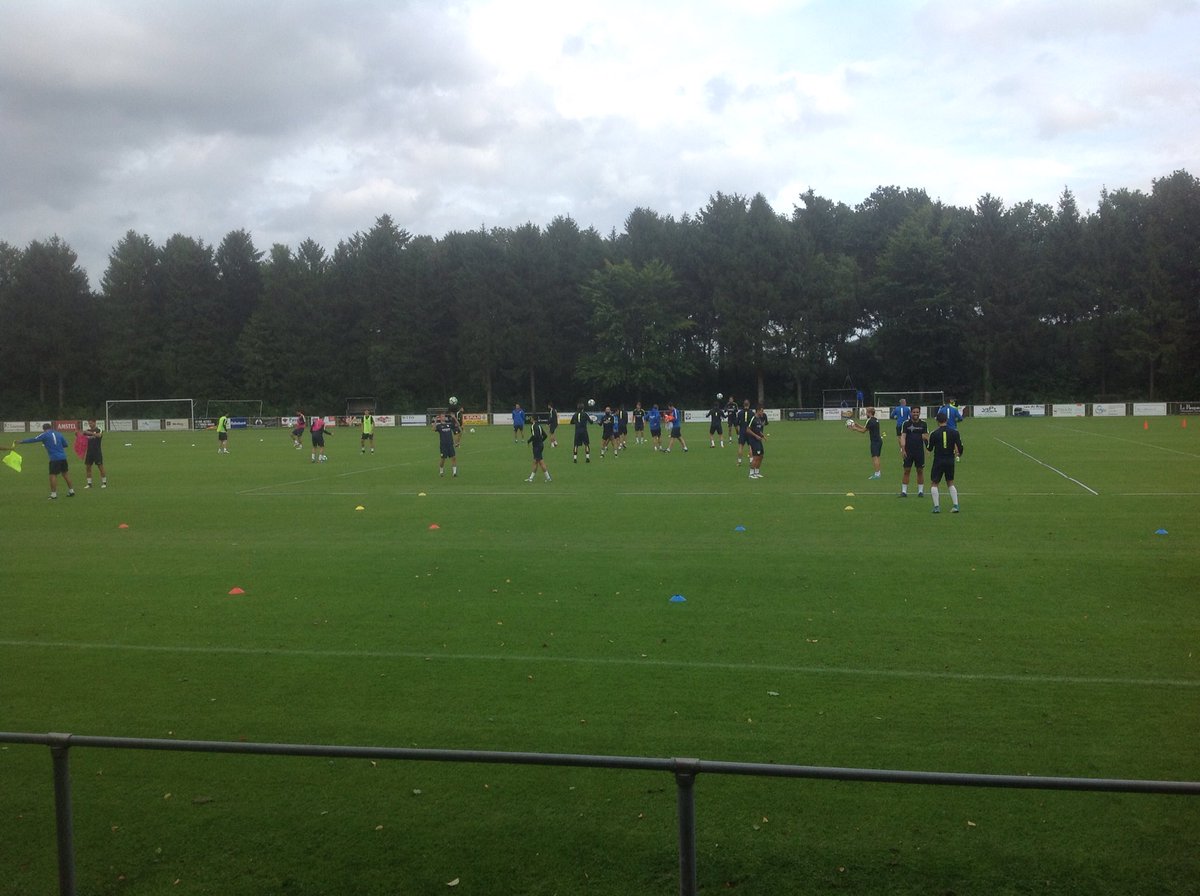 Último entrenamiento del <a href="/MalagaCF/">Málaga CF</a> en Garderen.