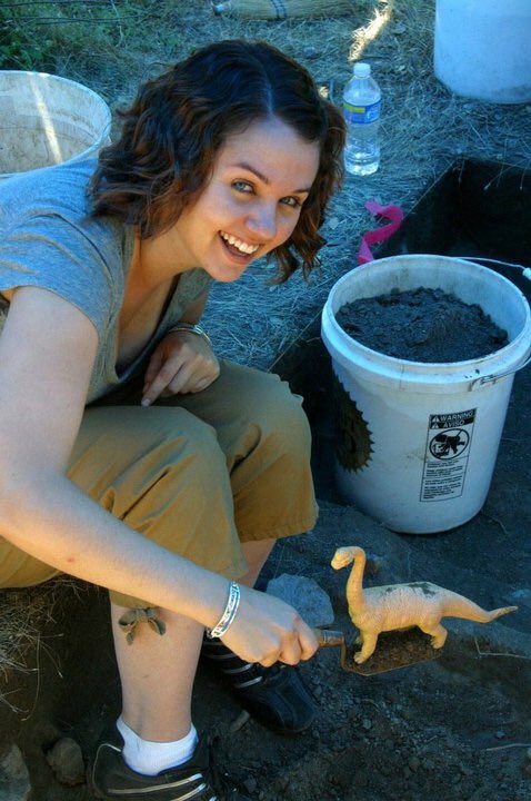 nicolesuzanne's tweet image. Checking in on this #dayofarch! This remains my favorite find up in the hills near Yosemite.