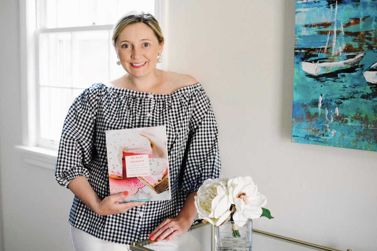 ThePioneerPress's tweet photo. Lake Forest author, Food Network competitor @addiegundry talks new cookbooks https://t.co/PXubDx6L8U https://t.co/cQkfL4QJTV