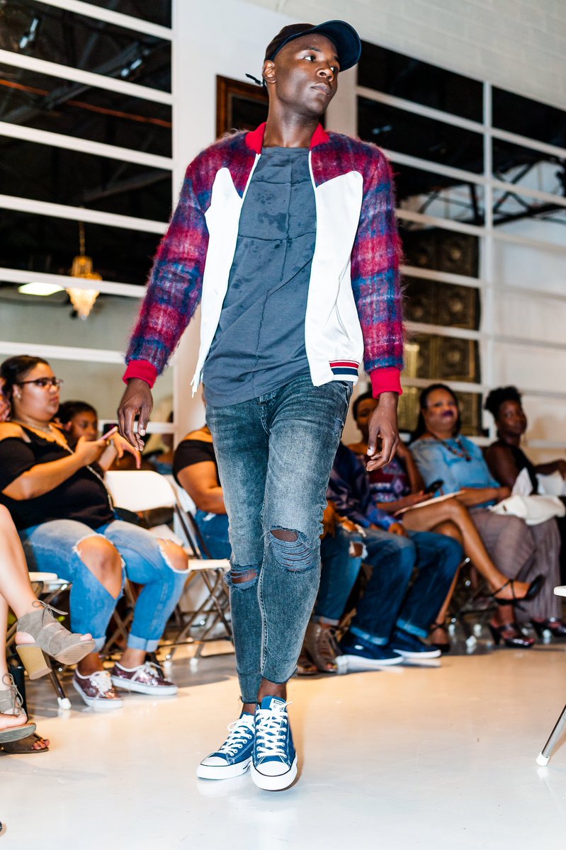 thecluttsagency's tweet photo. A.I.N. runway! Toriell, Cristy, Taylor & Logan did amazing. #cluttsmodels
Photography: Ron Specs
Producer: Willie Johnson https://t.co/i2siVVqw7x