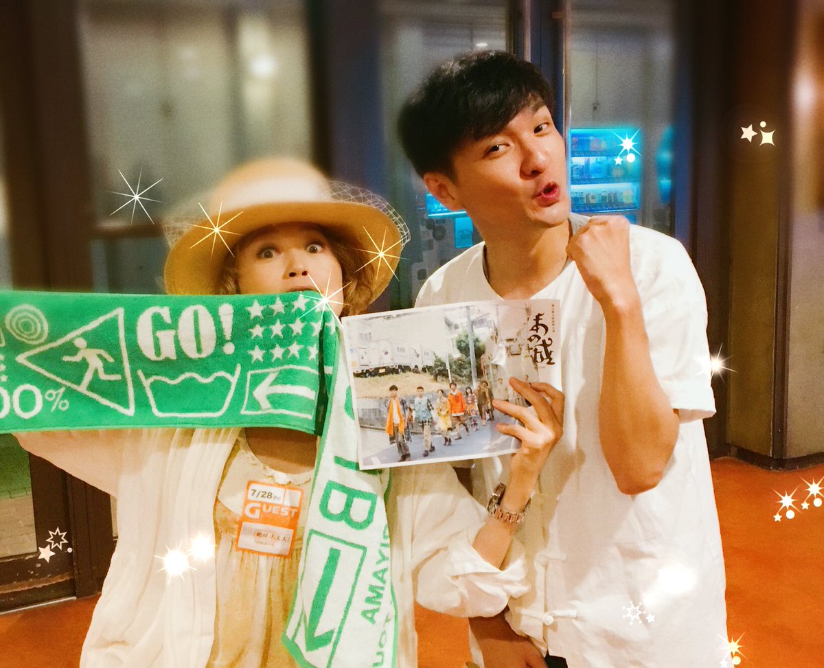 広崎うらん Twitterissa 森山直太朗 15周年アニバーサリーコンサート しみじみ良いステージだったぁ 森の人 やらせて頂いてから12年 早っ 森山 良子さんのコンサートは演出させて貰ったりだったけど 直太朗君や御徒町君と本当に久々の嬉しい再会だった