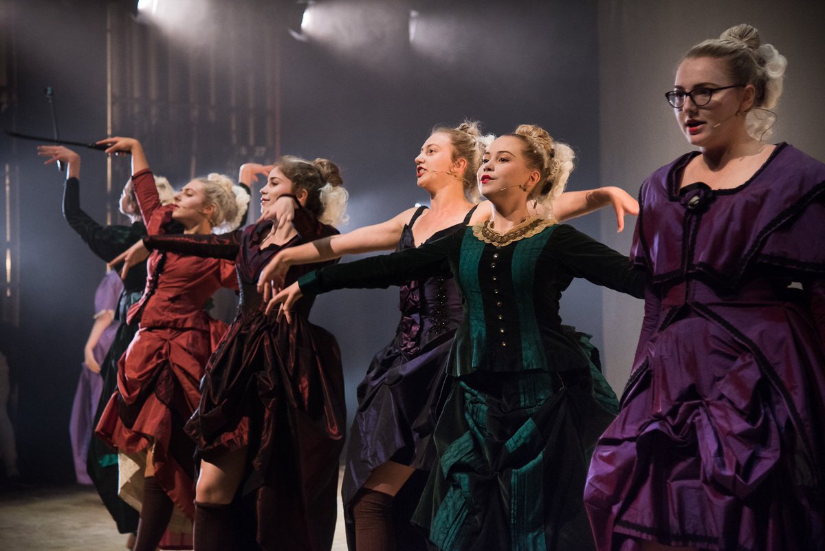 britymt's tweet photo. #GulliversMusical tonight at @LyricBelfast, 7;45pm. Hurry up and #book now: https://t.co/W8PnRhFarZ https://t.co/yKTMEydclw