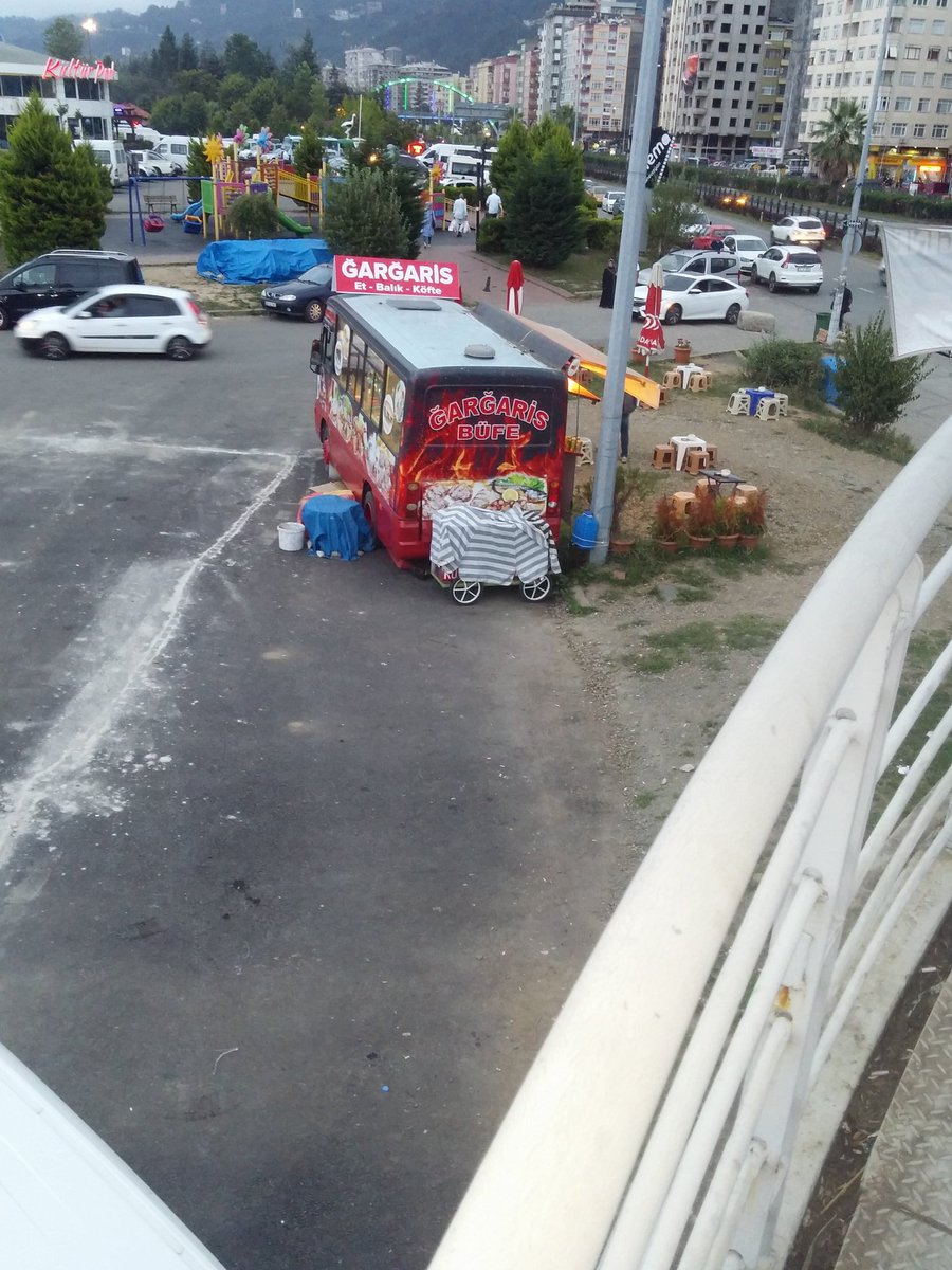 #1DeŞunuYazayım ĞARĞARİS