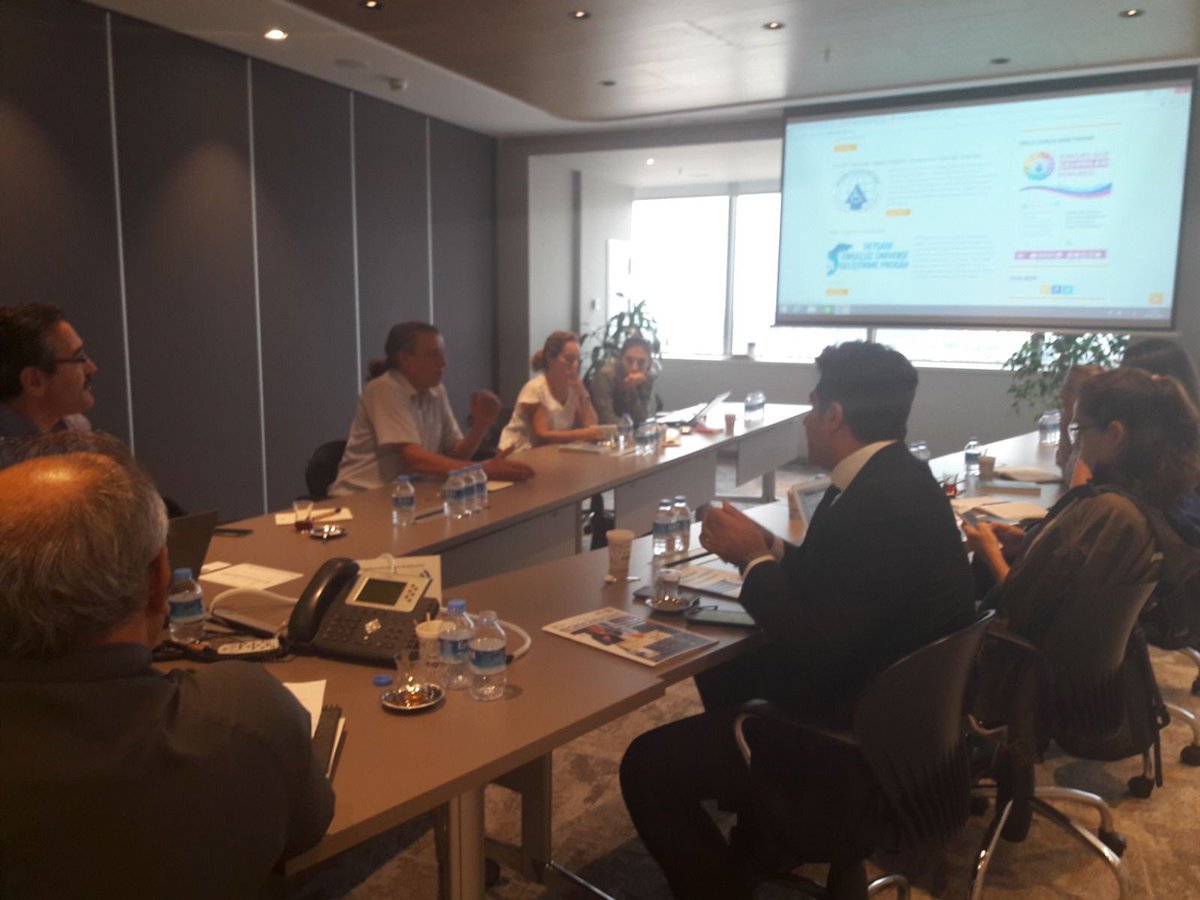deysamarastirma's tweet photo. Türkiye Bankalar Birliğinde DEYSAM- Engelsiz Bankacılık Gelişim Programı'nı konuşuyoruz. TBB Yönetimi ve Katılımcı bankalara teşekkür ederiz https://t.co/KXe8dOh0Th
