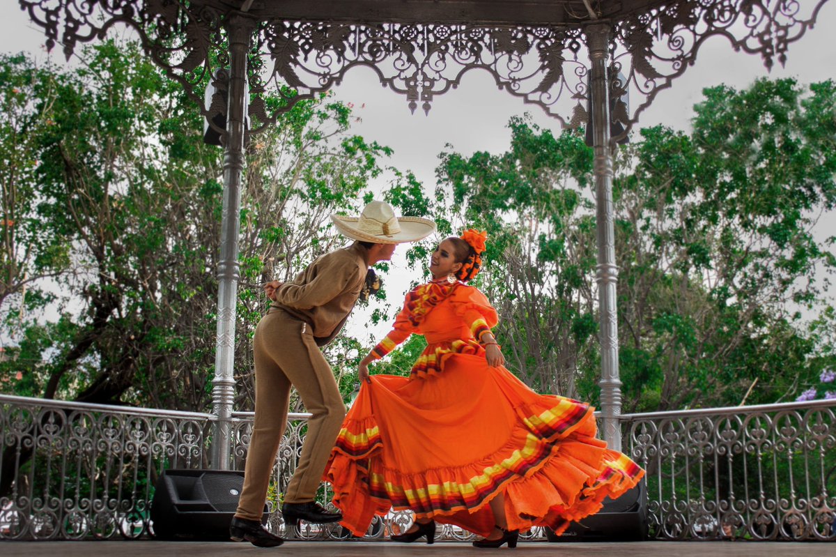FNSM_Oficial's tweet image. No se olviden de visitar la galería urbana de la @uaa_mx en donde podrán disfrutar de las mejores fotos del concurso 24x25 de la #FNSM2017