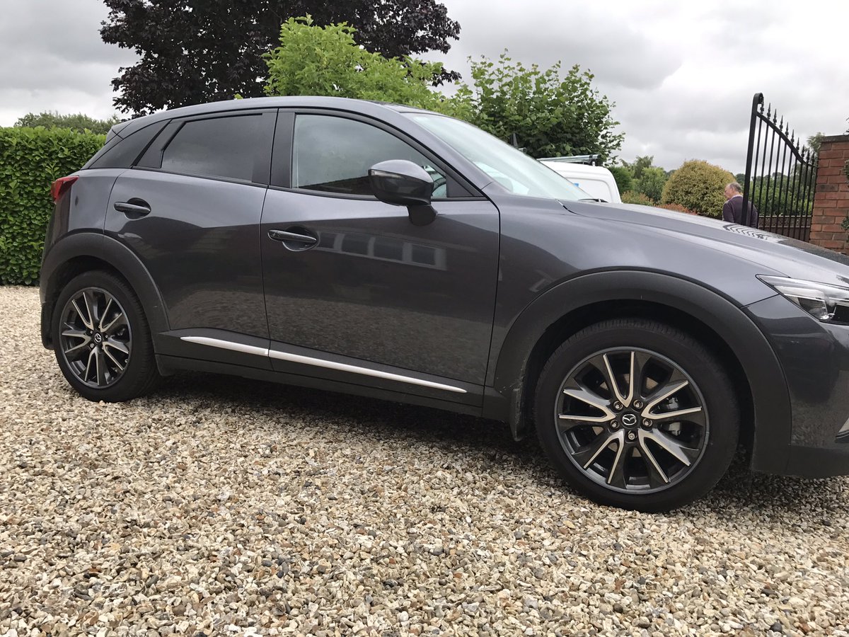 MotorSplash_'s tweet photo. Original Alloygator fitting to this Mercedes today. Finished in Graphite! #Alloygator #alloyprotection #motorsplashcarcare #Mercedes https://t.co/fbX1R0RZoj