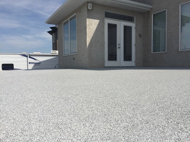 AboveTheGrade2's tweet photo. Is your #deck winter ready? Attractive yet durable, #Flexstone was created to withstand extreme weather and harsh environments! #yxe https://t.co/gRsjIHzvqd